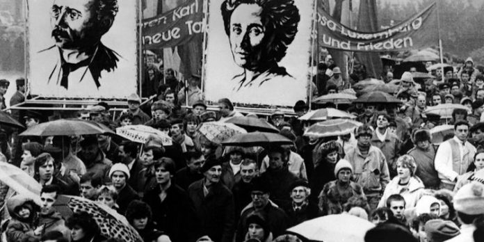 Enternasyonal proletarya’nın iki komünist önderi Rosa Luxemburg ve Karl Liebknecht 102 yıl önce bugün katledildiler