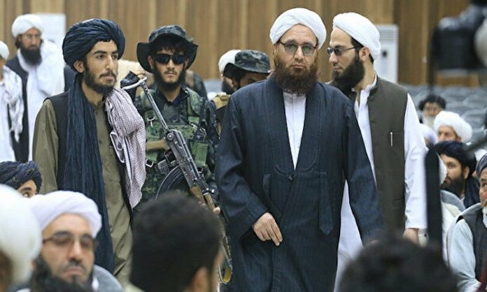 Taliban kadınların üniversiteye girişini süresiz yasakladı