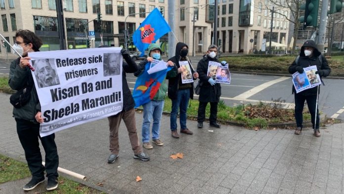 Hasta tutsaklar Kisan Da ve Sheela Marandi için Frankfurt’ta eylem