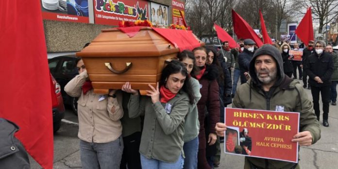 Stuttgart’ta ölümsüzleşen 19 Aralık direnişçilerinden Birsen Kars için uğurlama töreni düzenlendi