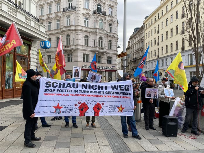 Birleşik Devrimci Mücadele Güçleri Devrimci Tutsaklar İçin Basın Açıklaması Yaptı!