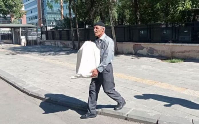 Oğlunun kemikleri kutuyla verilen baba: Beklemiyordum, gözlerim karardı, nefesim kesildi