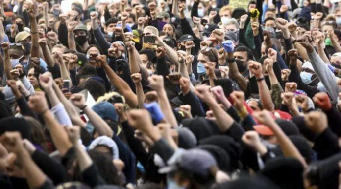 Ezilenlerin Başkaldırı Eyleminde Örgüt Tercih Değil Zorunluluktur!