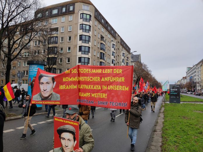 Partizan-Sınıf Teorisi; 50. Ölümsüzlük yıl dönümünde, İbrahim Kaypakkaya yoldaşı anma kampanyasının startını, Berlin LLL eyleminde verdi!