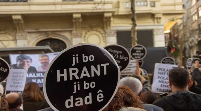 Hrant Dink, katledilişinin 16’ncı yılında vurulduğu yerde anıldı